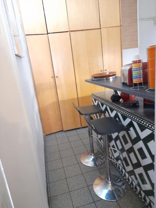 Les 7 Balcons, Comedie-Gare, Parking, Spacieux Lumineux Appt Haussmannien Montpellier Bagian luar foto